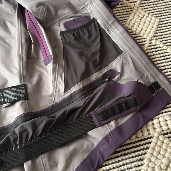 WOMEN’S ODIN MOUNTAIN INFINITY 3-LAYER SHELL JACKET - Picture 10 of 11